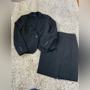 COPY - Ann Taylor Black Skirt Suit - 0P